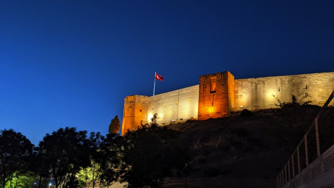 Gaziantep'te Peş Peşe İNTİHARLAR! 3 Günde 3 İntihar...