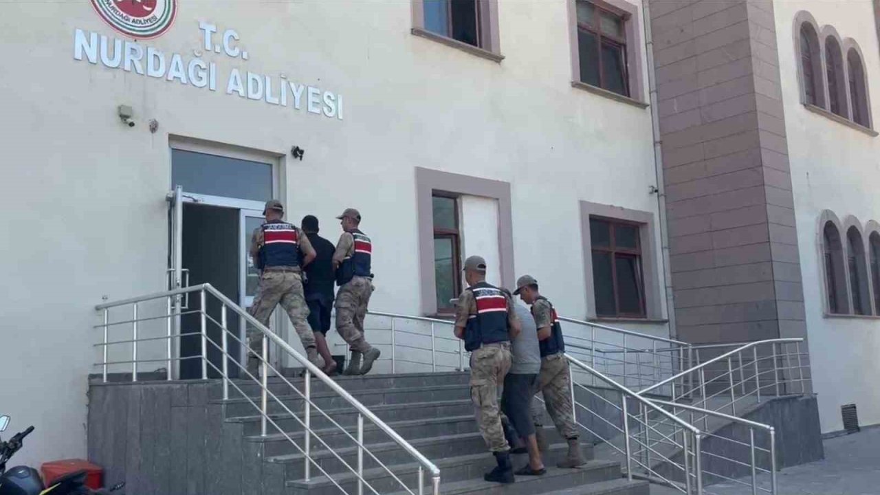 Gaziantep’te 104 Suç İşleyen SUÇ MAKİNALARI YAKALANDI