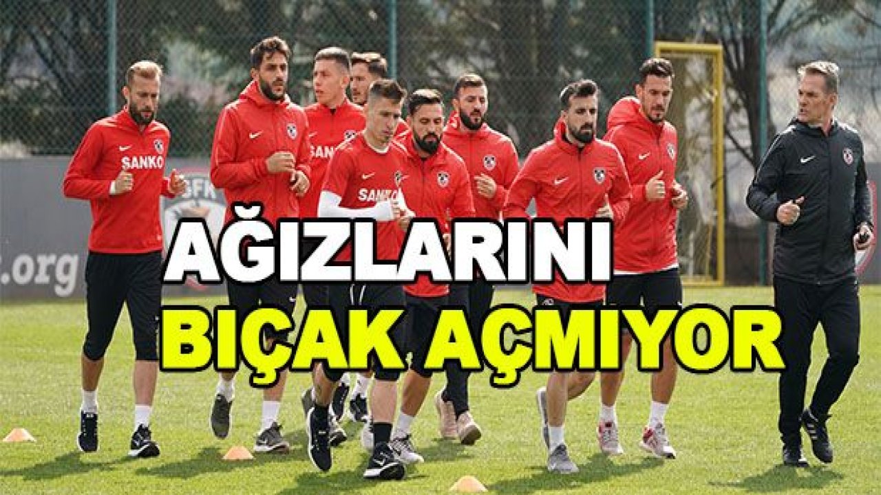 Ağızları bıçak açmıyor