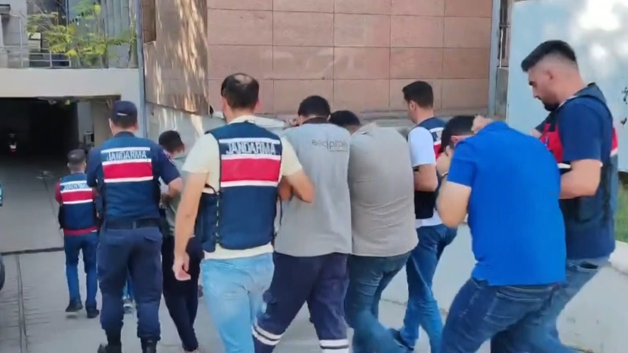 Gaziantep merkezli 4 ilde sahte araç kiralama örgütüne operasyon: 12 gözaltı