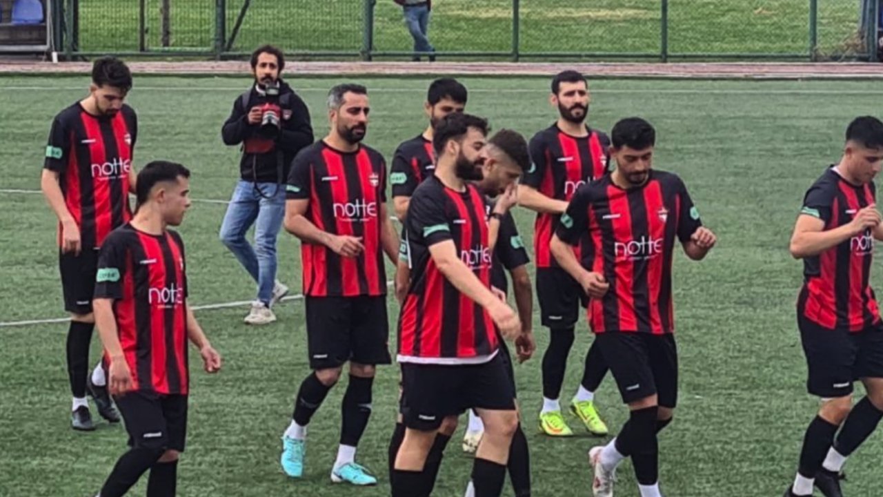 Gaziantepspor Efsanesi Yıllar Sonra Sahalara Döndü! Gaziantepspor 4-0 Bozkurtspor