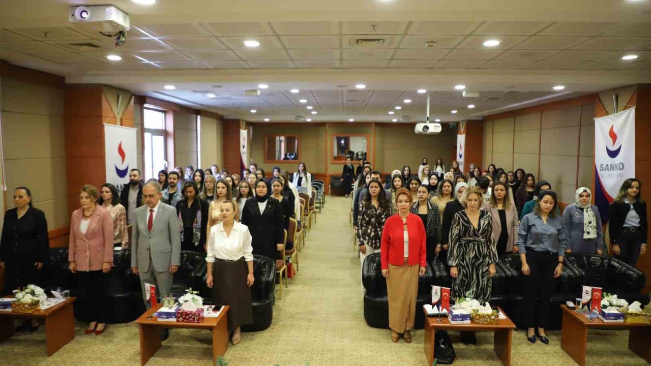 SANKO Üniversitesi’nde “Popüler Diyetler Sağlıklı mı” başlıklı panel düzenlendi