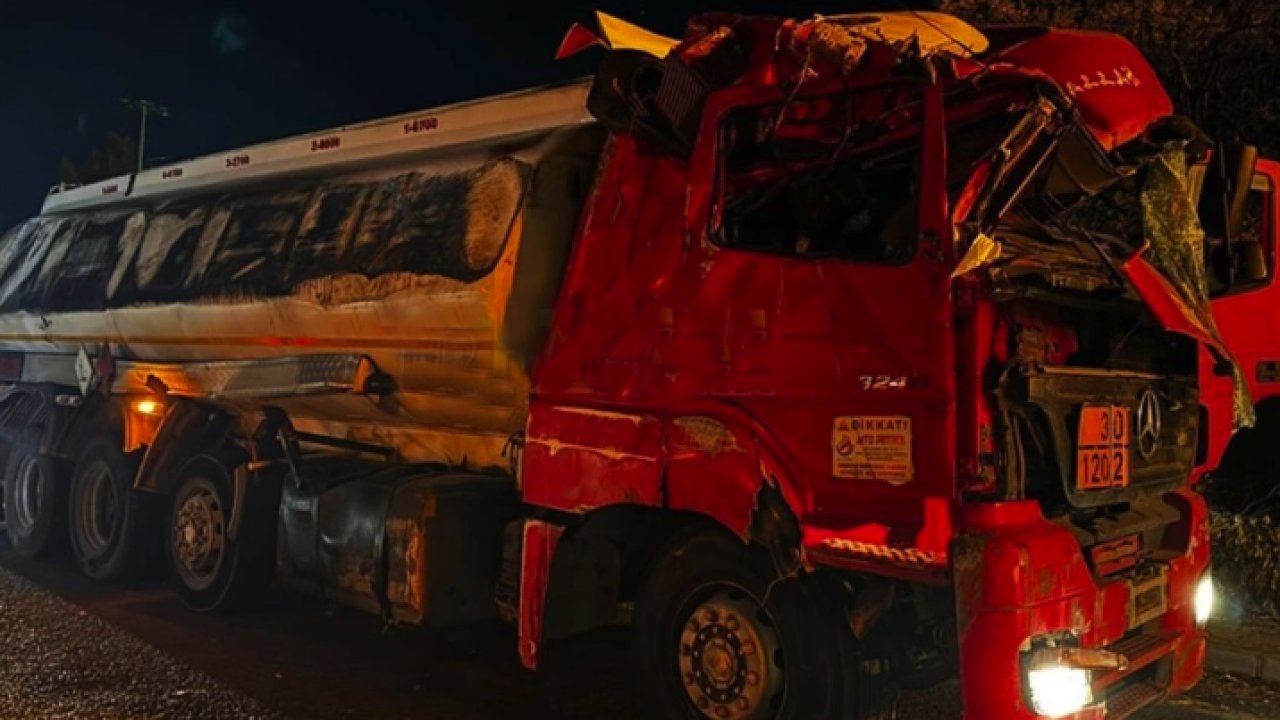 Gaziantep  - Şanlıurfa Otobanında Tanker Devrildi