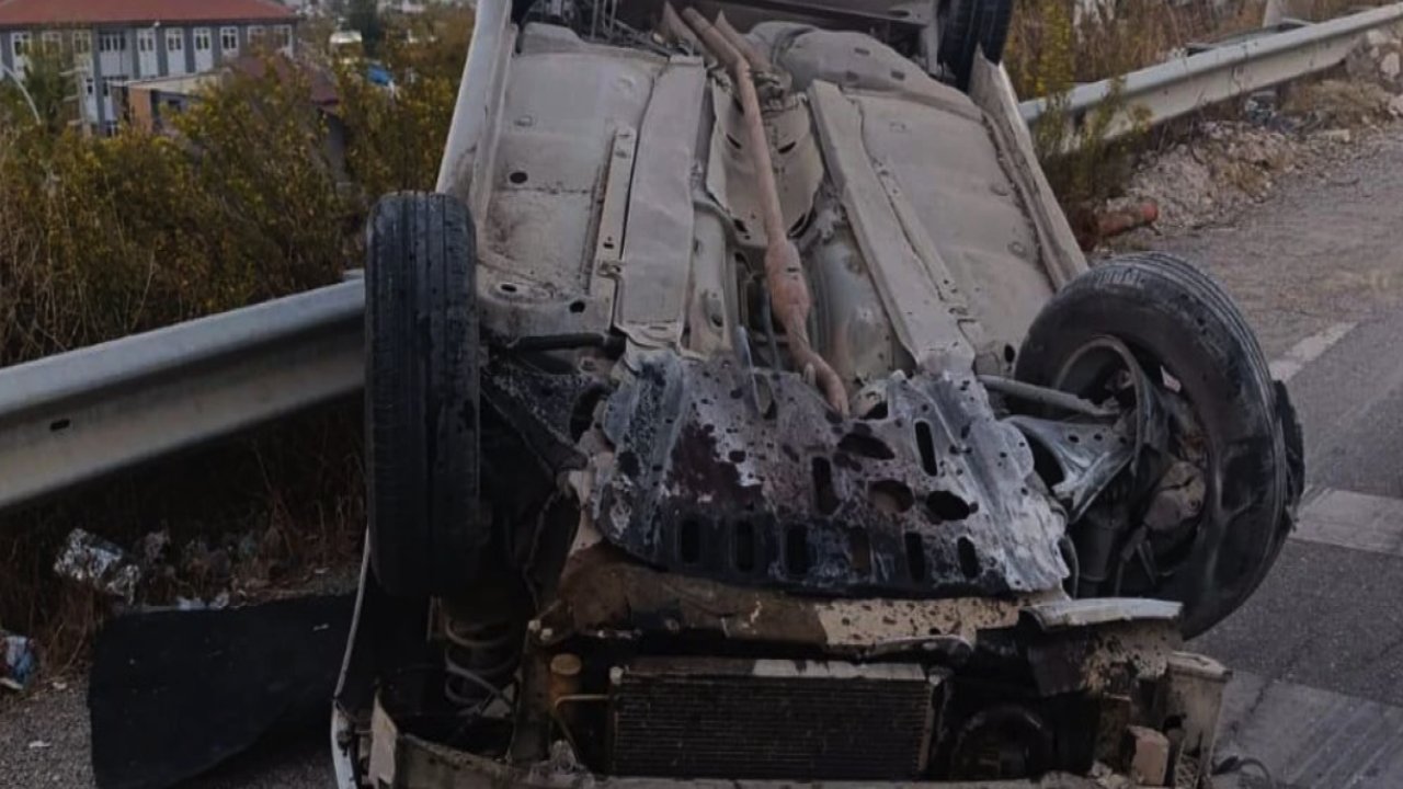 Gaziantep'te devrilen otomobilin sürücüsü yaralandı