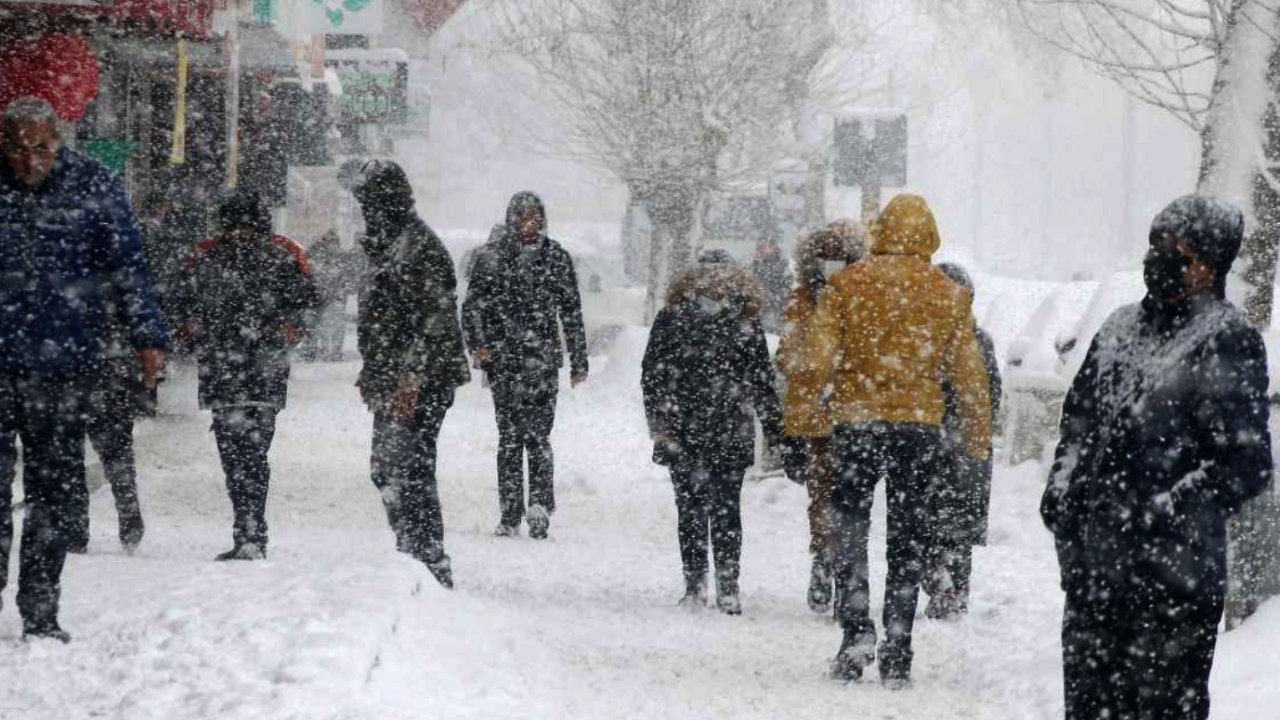 Sakarya Valiliği kar yağışına karşı uyardı