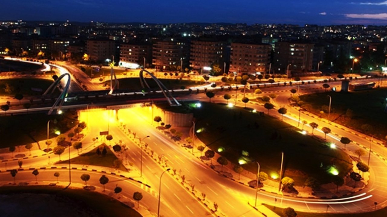 Gaziantep'in Renkli Gece Hayatı: Eğlence ve Müziğin Adresleri