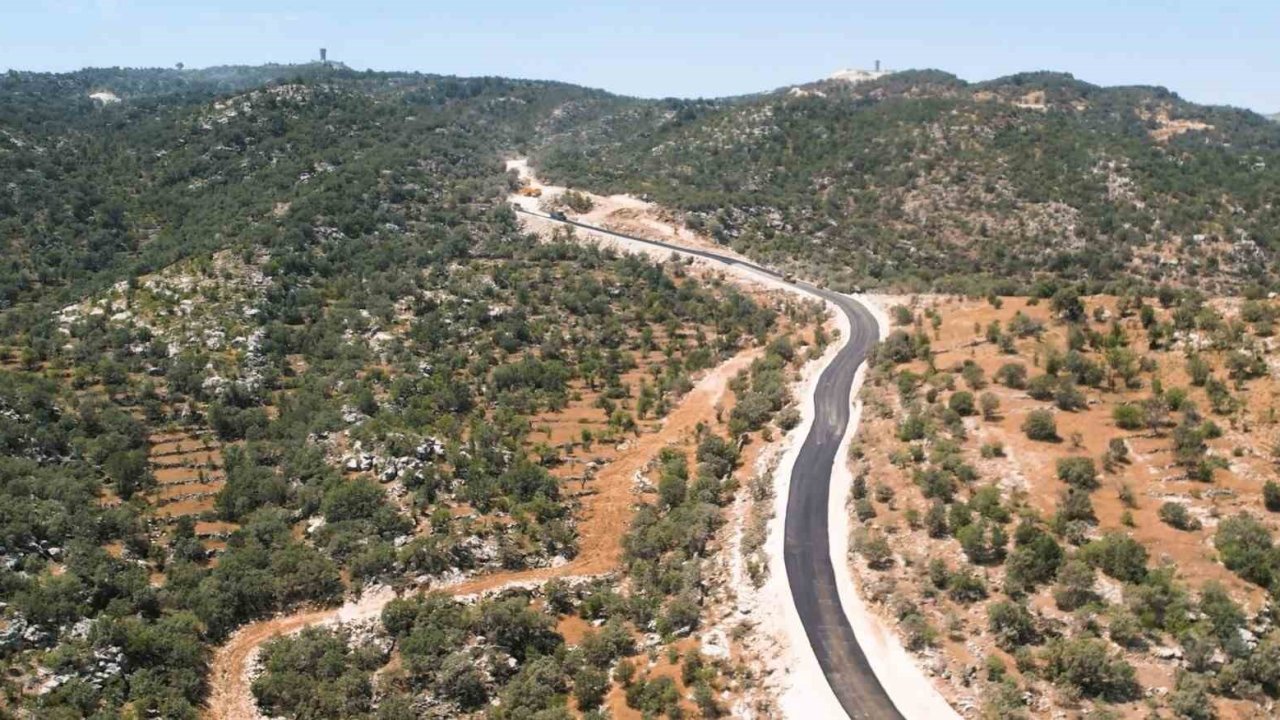 Gabar'da, Şırnak-Gaziantep arasındaki mesafe kadar yol yapıldı.