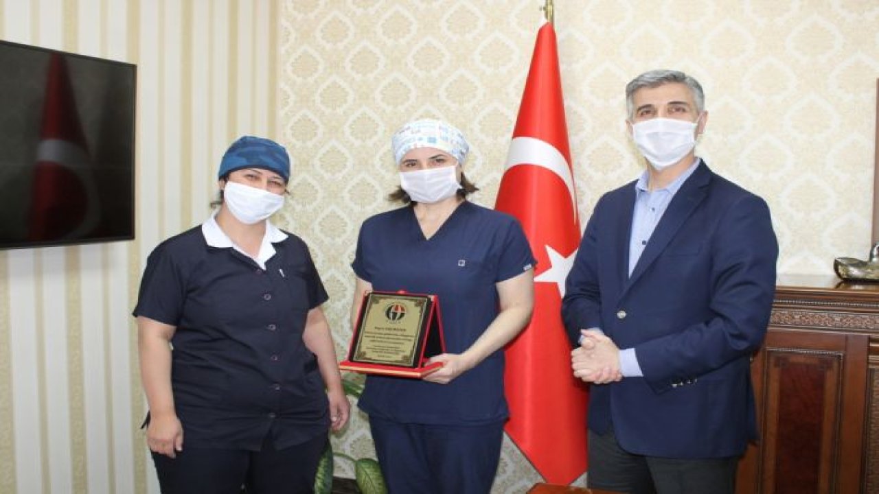 Başhekim Zengin hemşireleri unutmadı