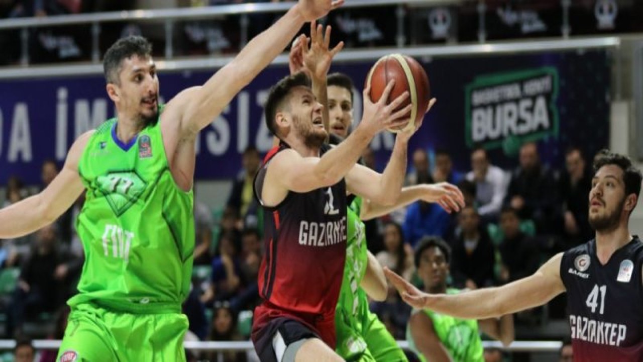 GAZİANTEP BASKETBOL, TOFAŞ'I GEÇEMEDİ 108-88