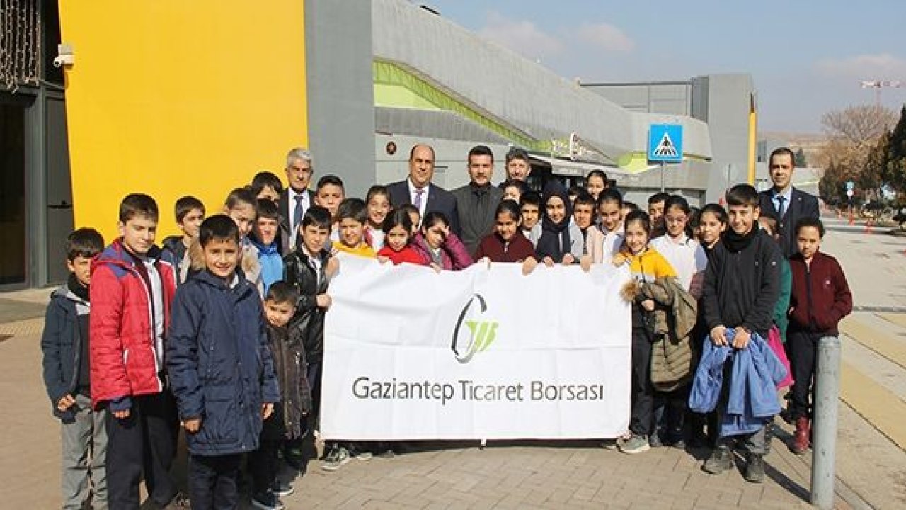 GTB’DEN ÖĞRENCİLERE ‘SİNEMA VE KİTAP GÜNÜ’ ETKİNLİĞİ