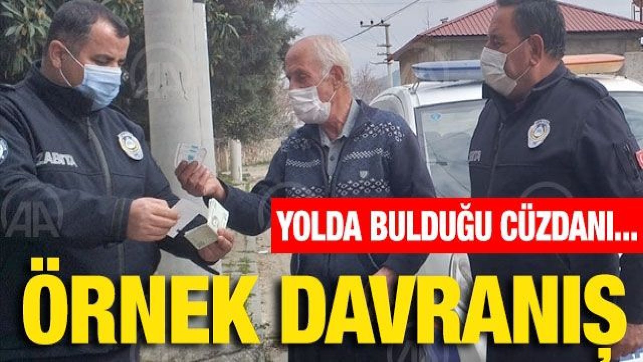 Gaziantep'te zabıta ekipleri yolda bulduğu cüzdanı sahibine teslim etti