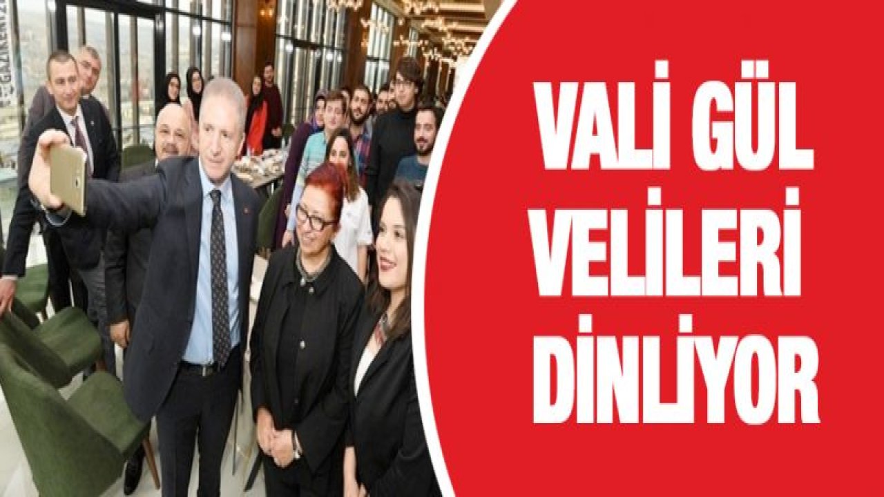 Vali Gül velileri dinliyor