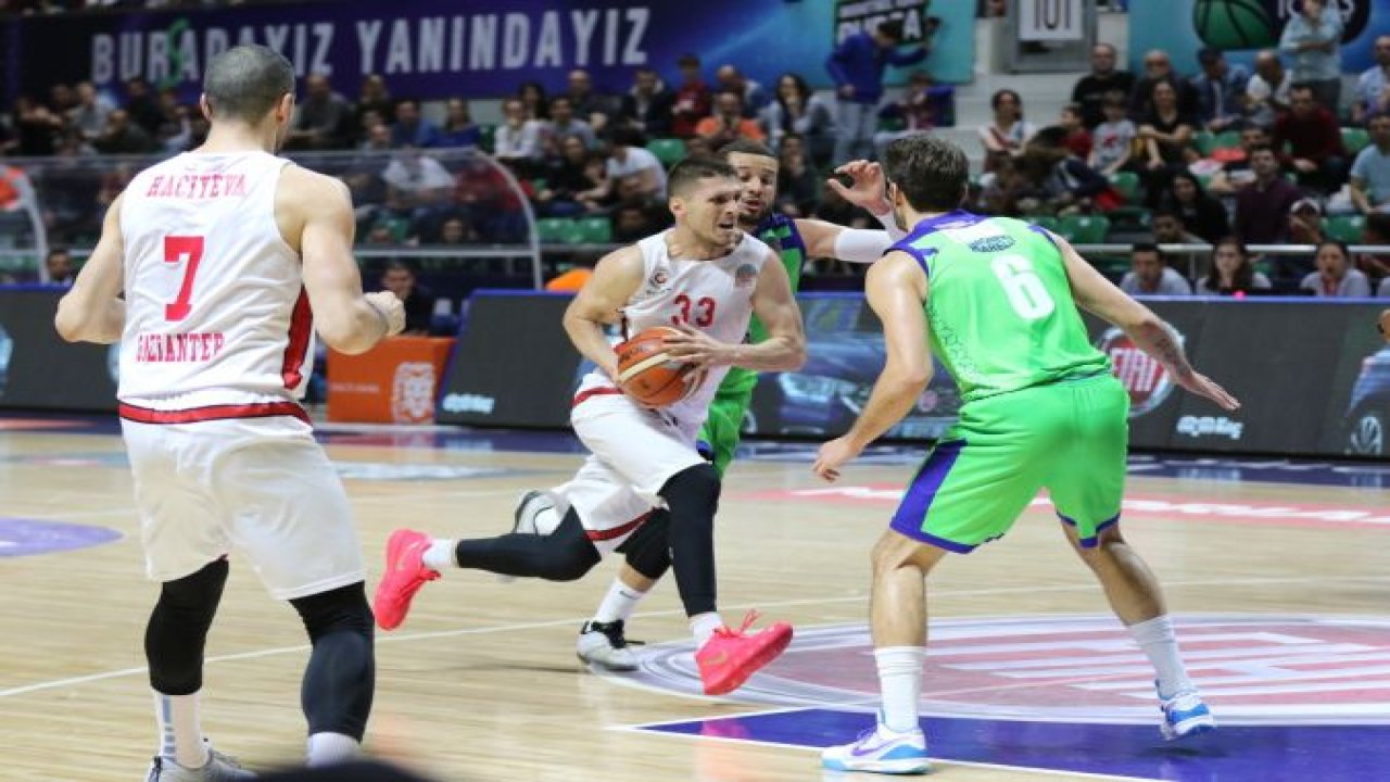 Gaziantep Basketbol'a TOFAŞ freni!