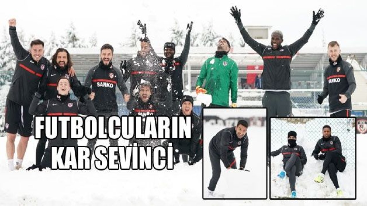 FUTBOLCULARIN KAR SEVİNCİ