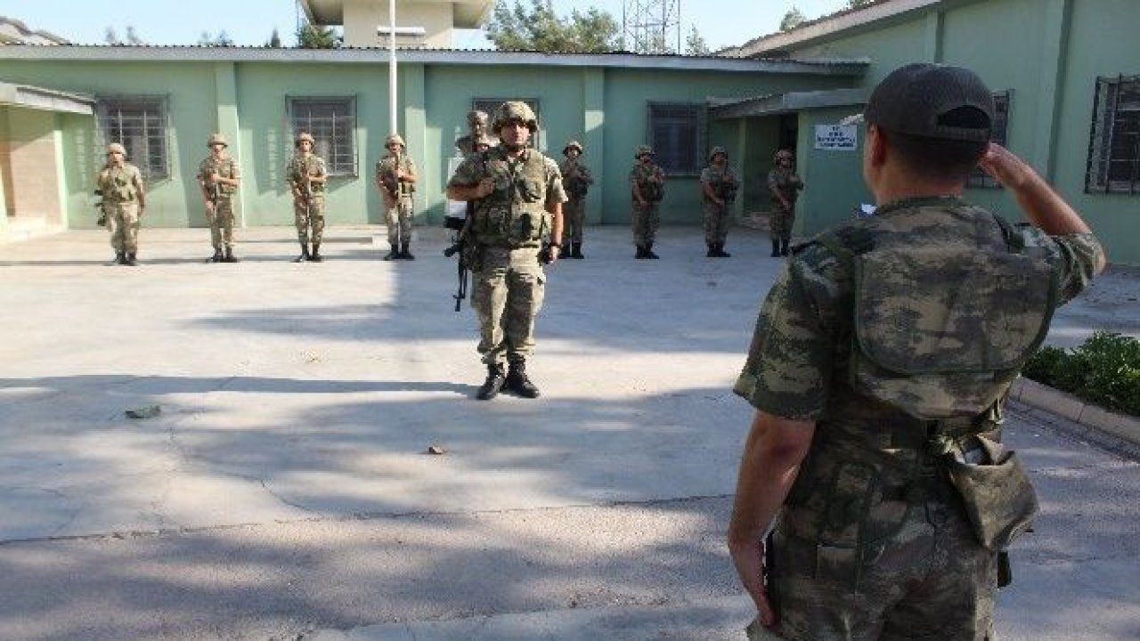 Mehmetçik Kurban Bayramı'nı Hudut Karakolu'nda karşıladı