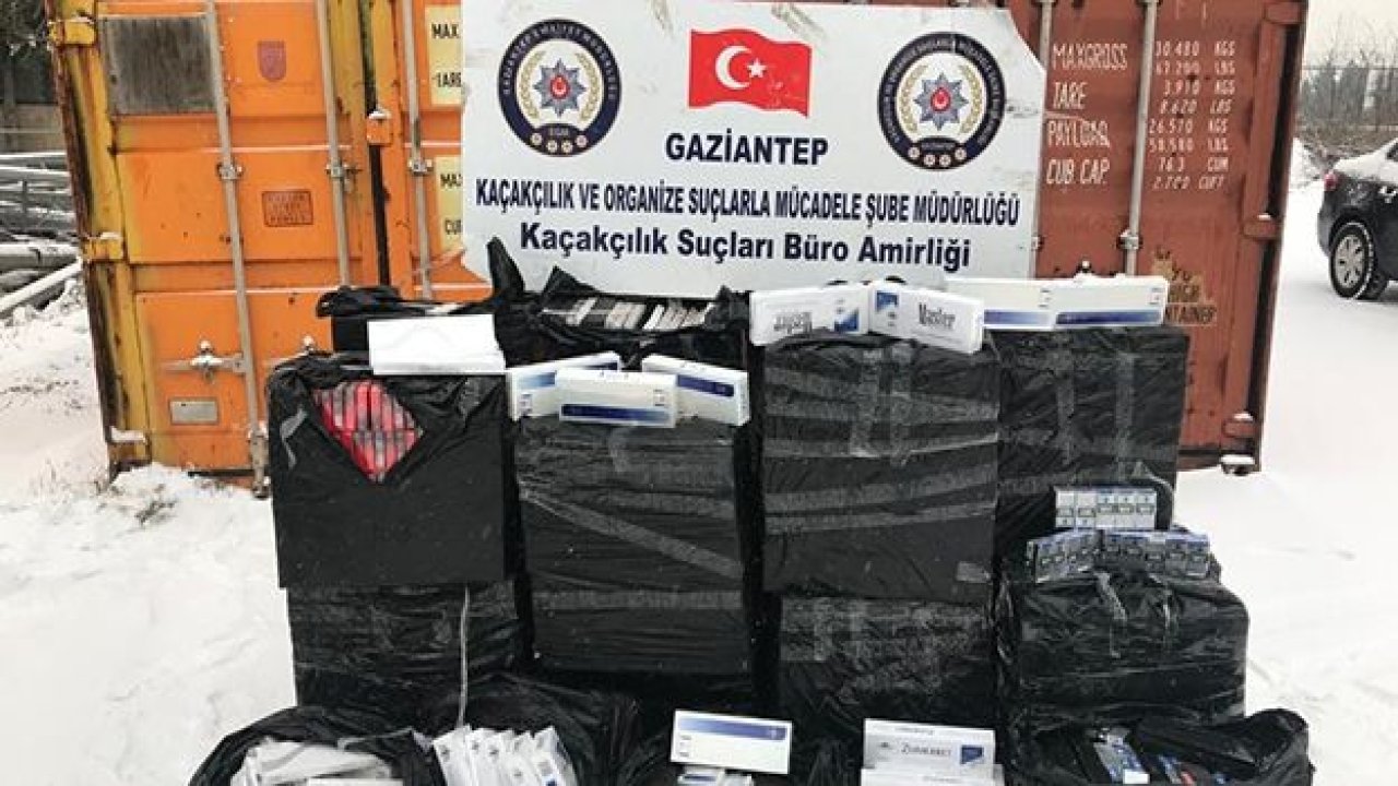 10.500 PAKET GÜMRÜK KAÇAĞI SİGARA ELE GEÇİRİLDİ