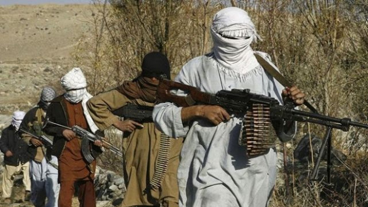 Afganistan'da Taliban saldırısı: 17 ölü