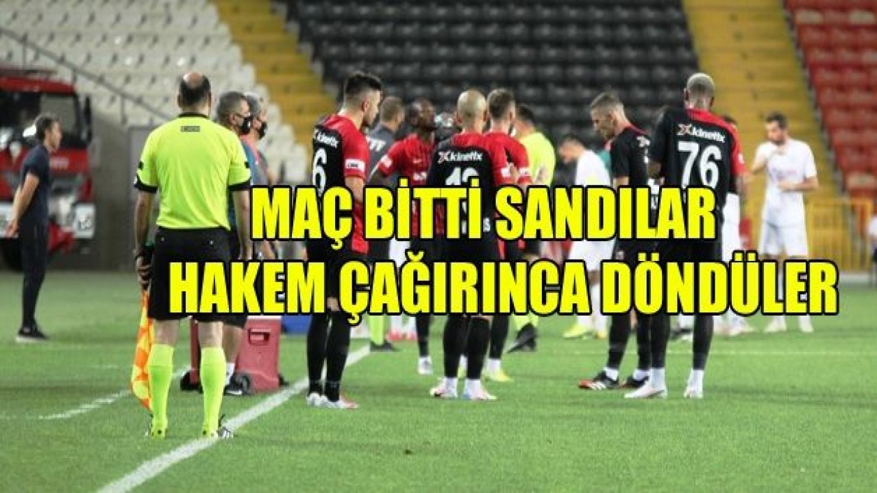 Maç bitti sanıldı, hakem herkesi geri çağırdı!