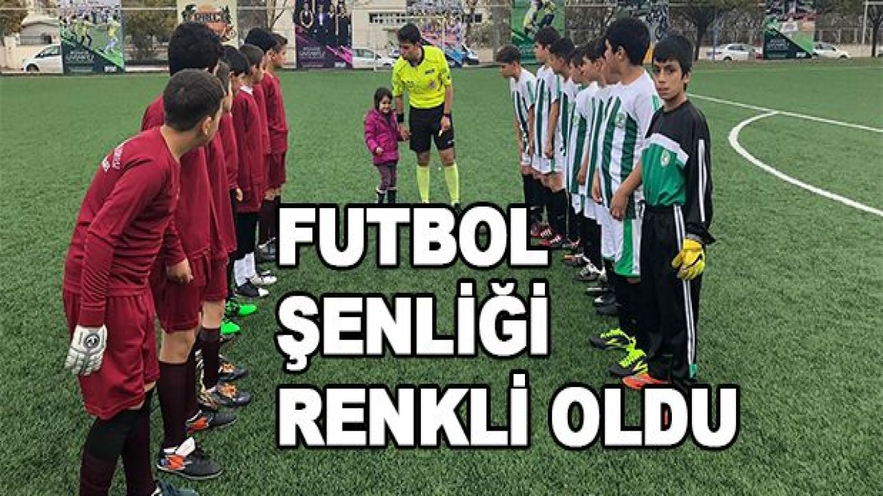 Minikler futbol şenliği renkli anlara sahne oldu