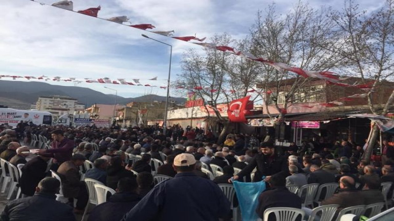 Nurdağı'nda Muhsin Yazıcıoğlu ve arkadaşları için mevlit okutuldu