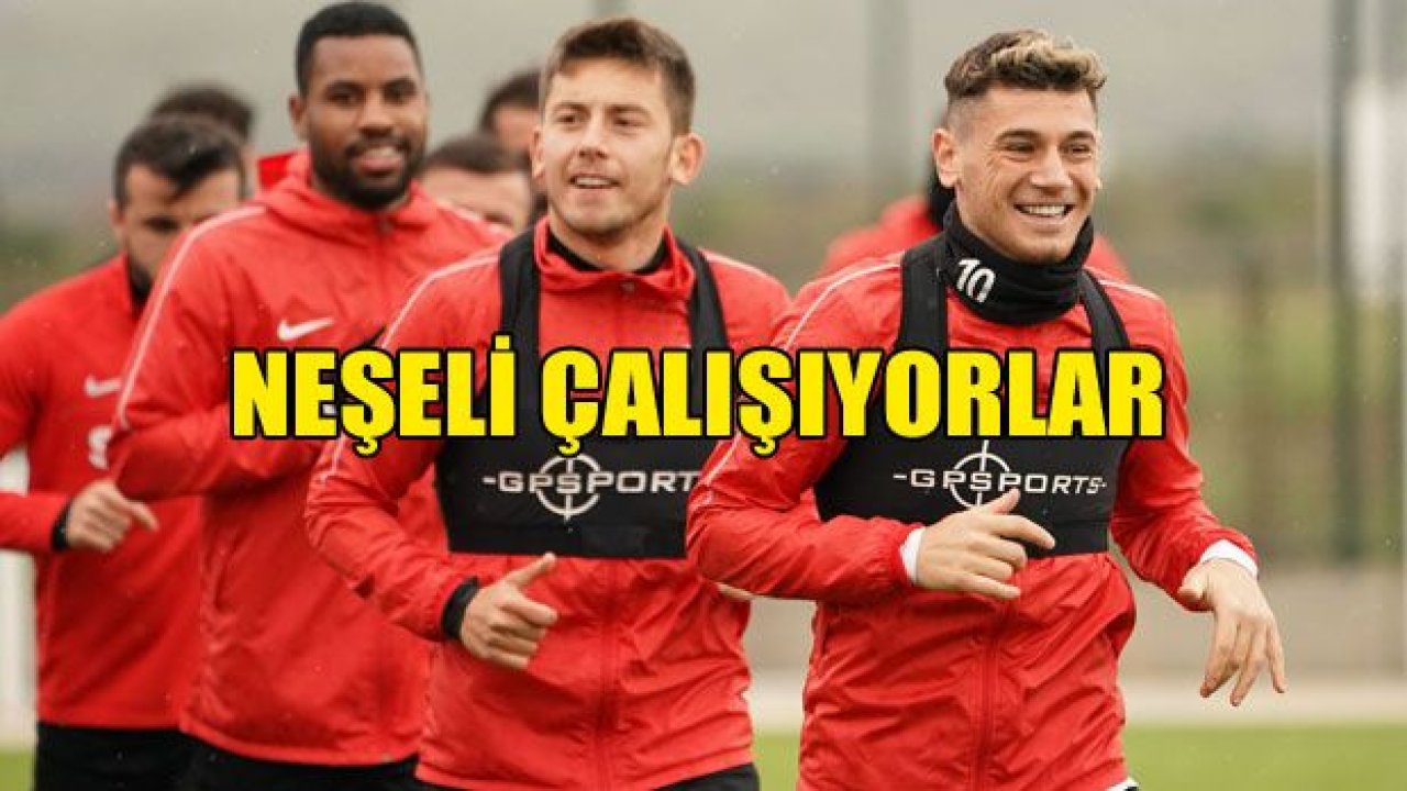 Neşeli çalışıyorlar