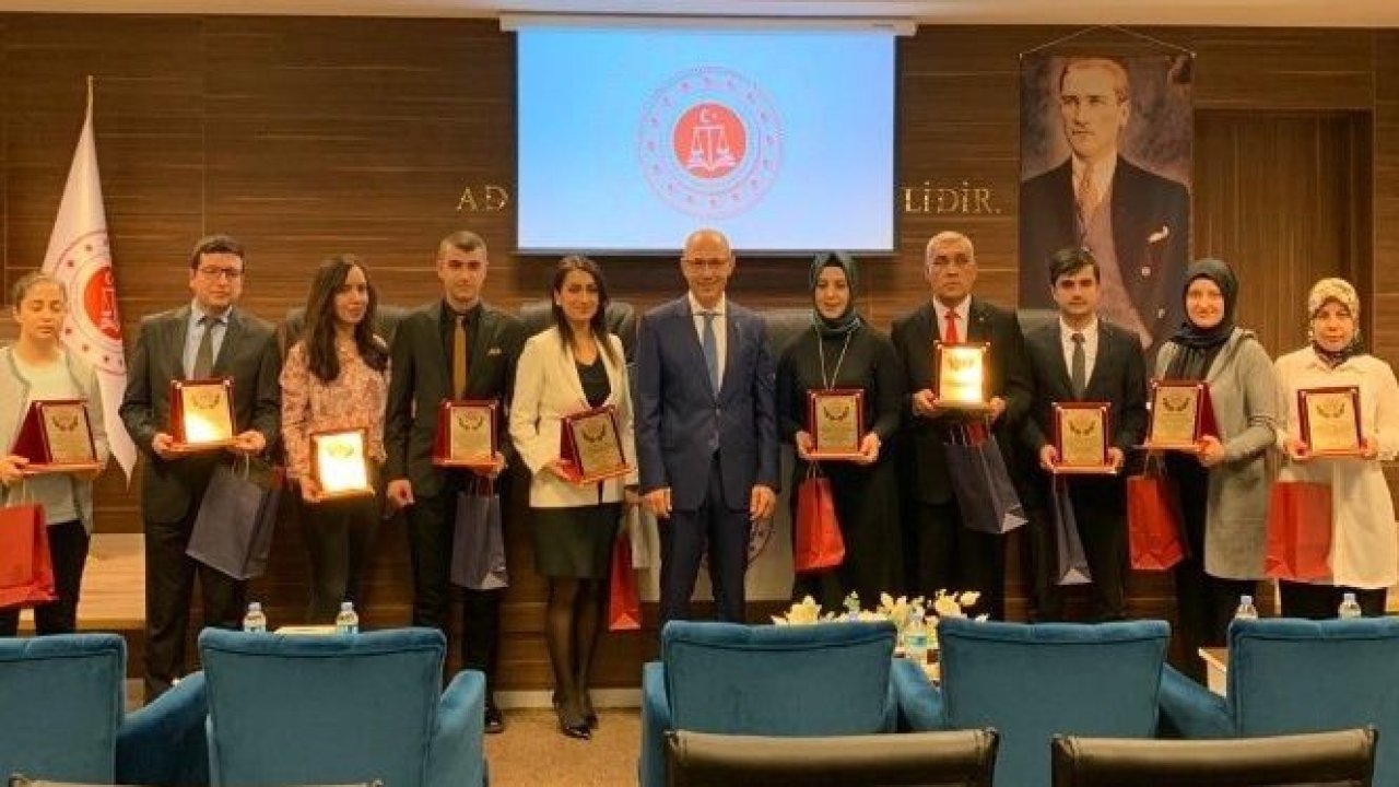 Gaziantep'te başarılı idari yargı personeline plaket