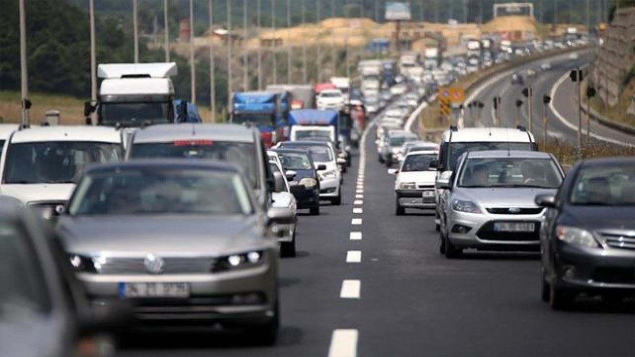 Sigara yasağı genişliyor: Araçlarda da içilemeyecek