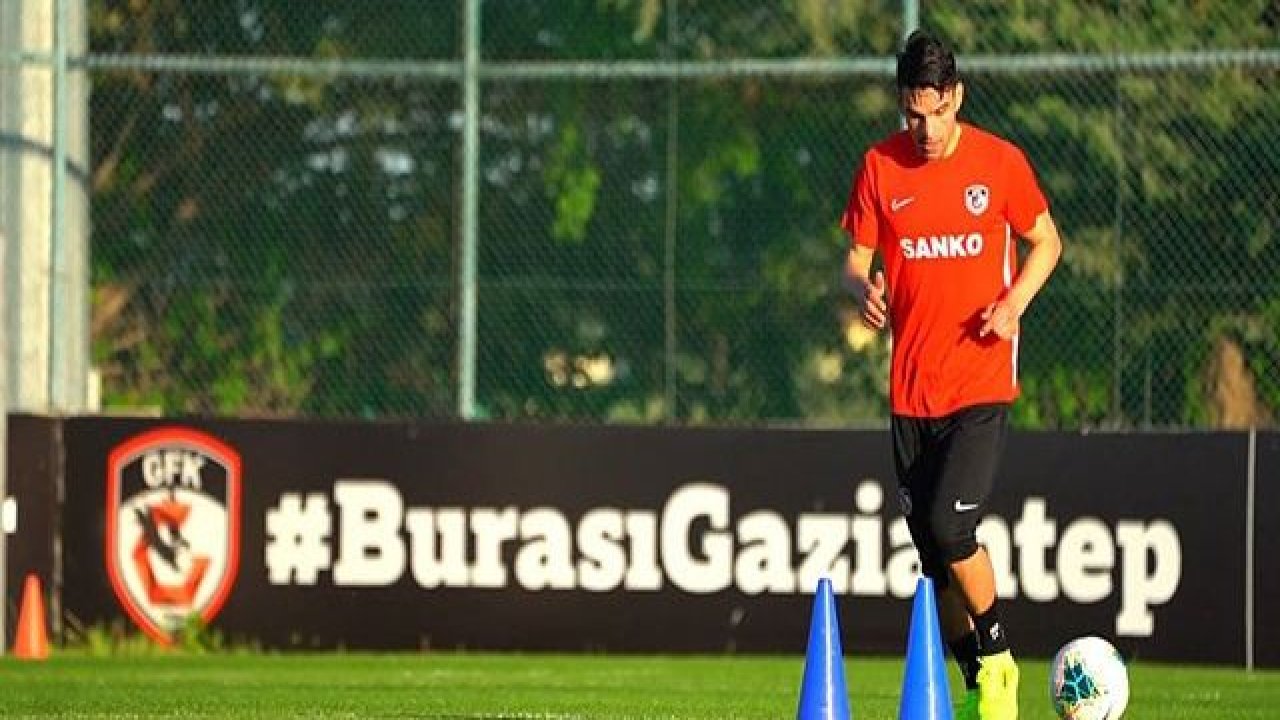 GAZİANTEP FK'DA NEŞELİ ANTREMAN