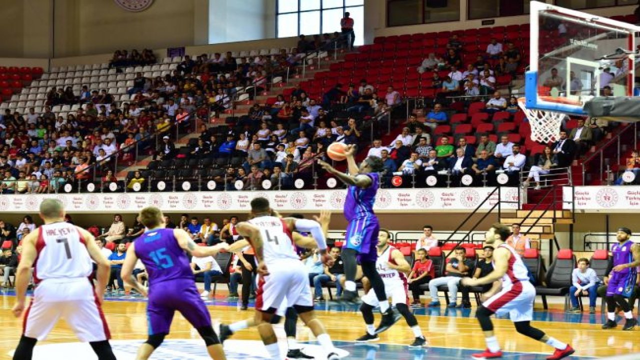 Gaziantep Basketbol 78-71 kazandı