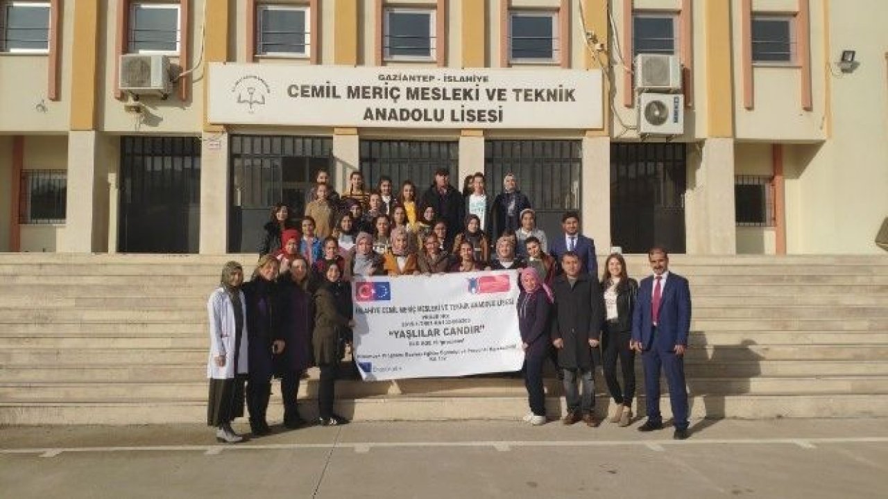 İslahiyeli öğrenciler "Yaşlılar Candır" projesiyle Avrupa gidecek