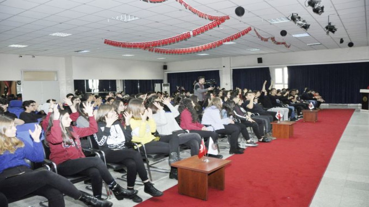 GKV Liselerinden İşaret Dili İle Seminer