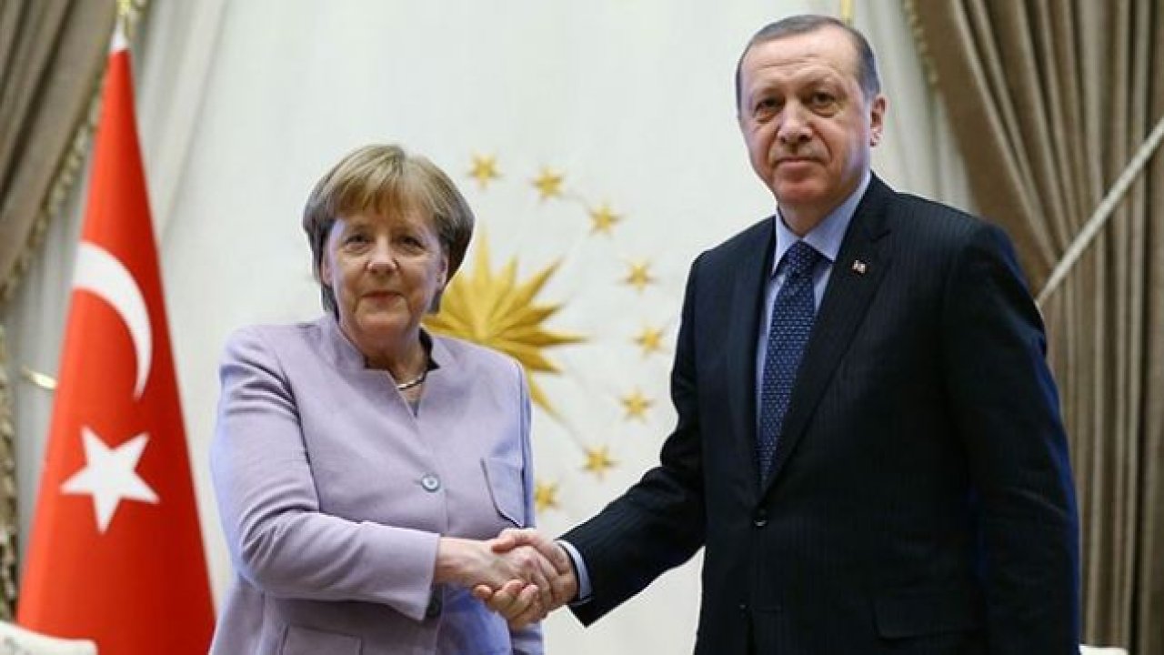 Cumhurbaşkanı Erdoğan Merkel ile telefonda görüştü