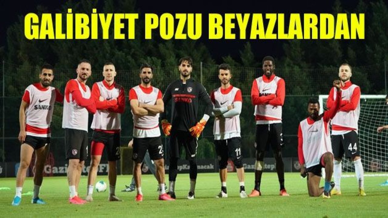 Galibiyet pozu Beyaz takımdan!