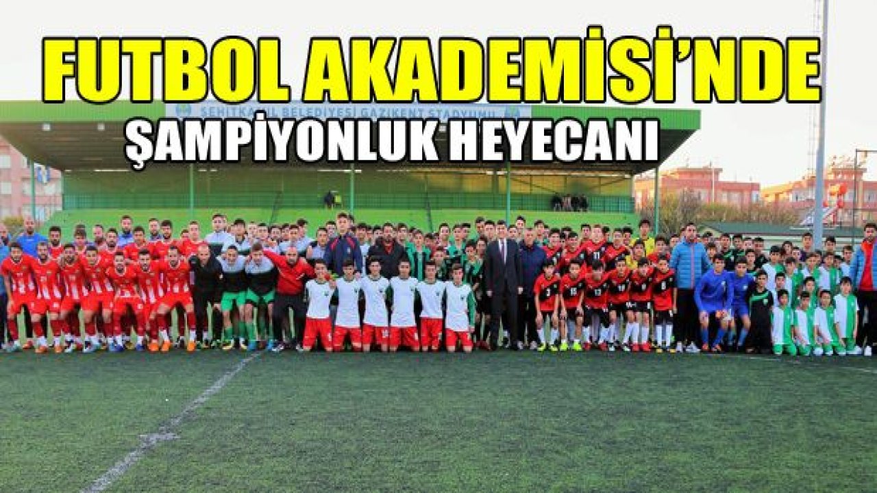 Futbol akademisi mezunları şampiyonluk sevinci yaşıyor