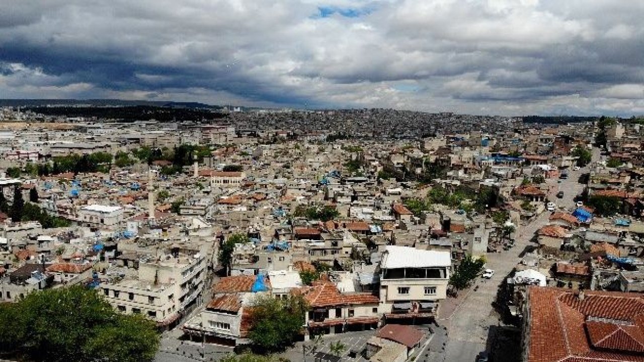 Korona sessizliğindeki Gaziantep'te bahar renkliliği