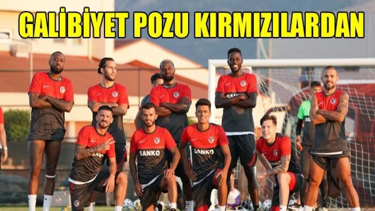 Geleneksel poza devam!