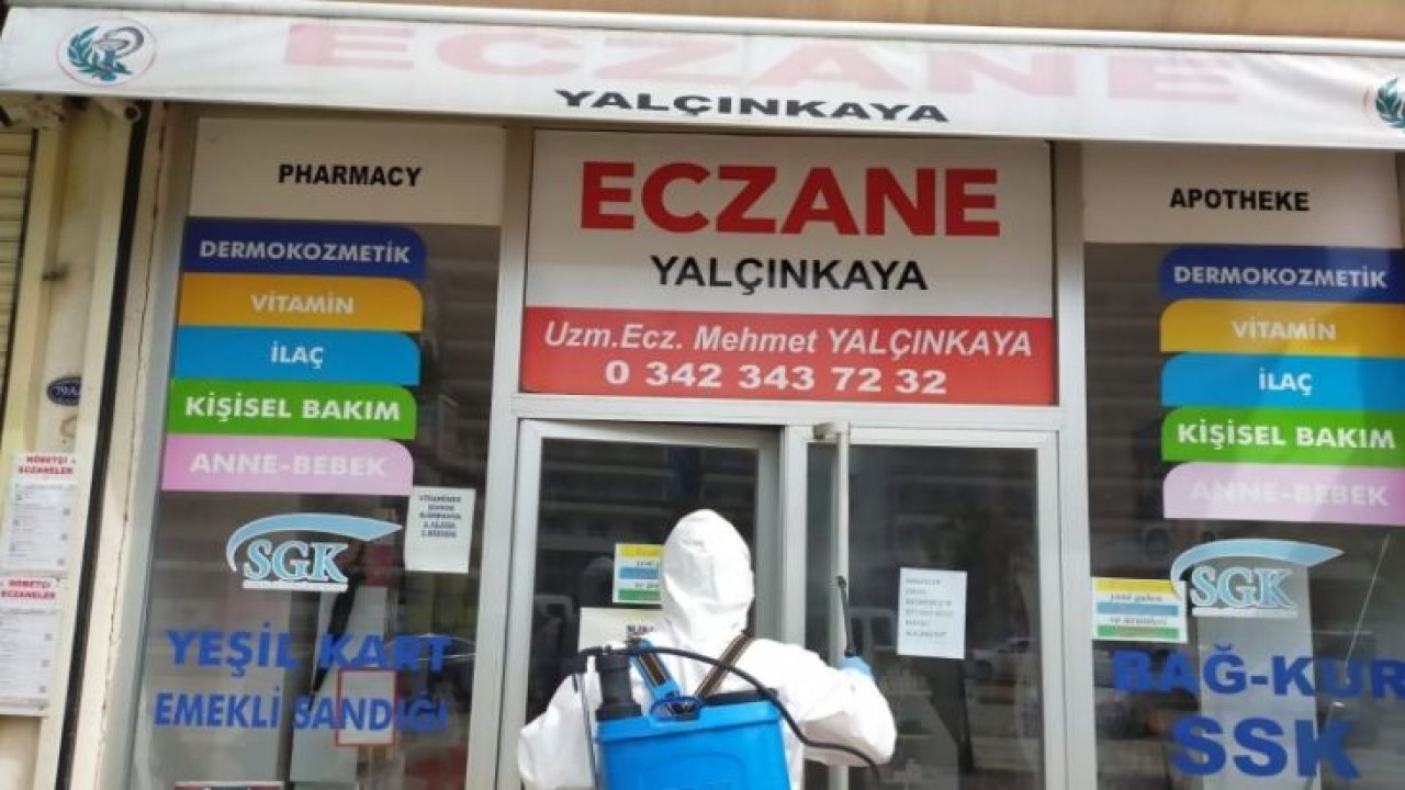 Büyükşehir eczanelerin dezenfektesi için yoğun mesaisini sürdürüyor