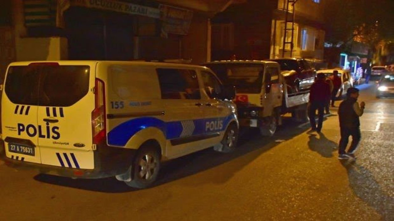 Gaziantep'te polis bıçakla yaralandı