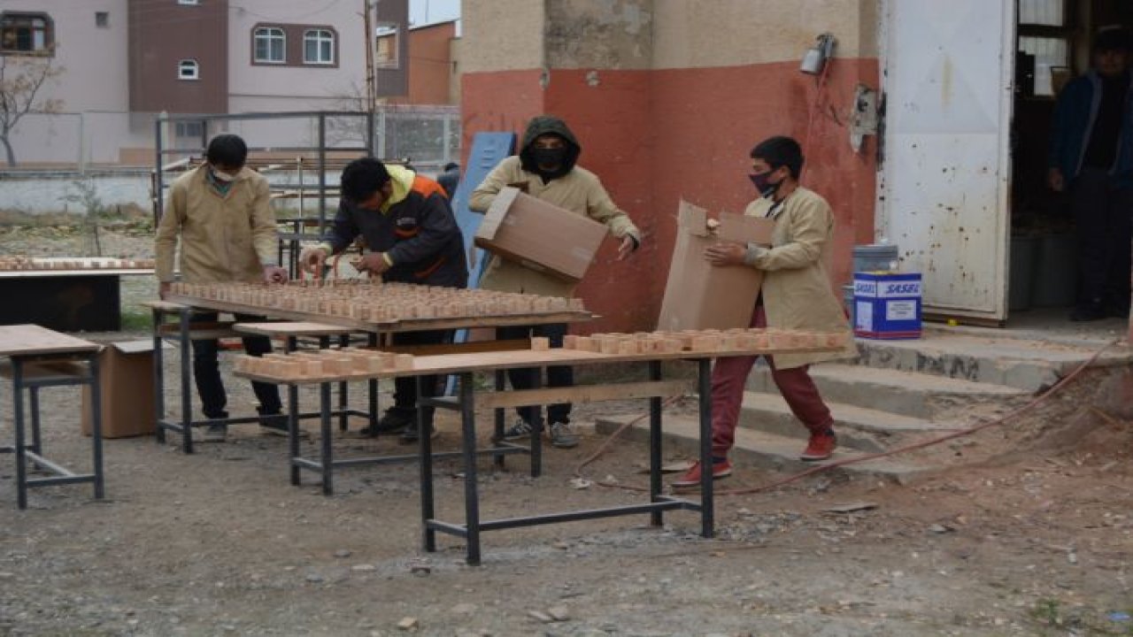 Fabrika gibi üretim yapan meslek lisesi