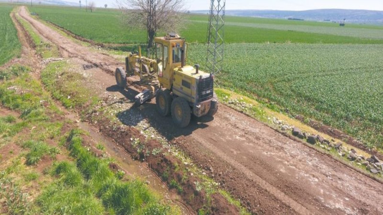 Araban’da yollara bahar bakımı