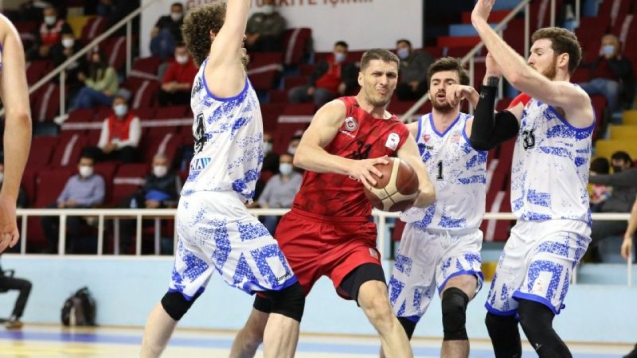 Gaziantep Basketbol 71-90 kazandı