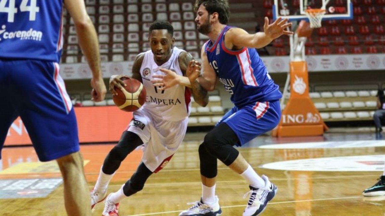 Gaziantep Basketbol bileti Efes'e kaptırdı 67-83