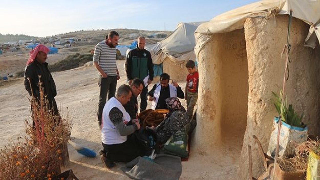 Türk doktorlardan Suriye’ye sağlık desteği