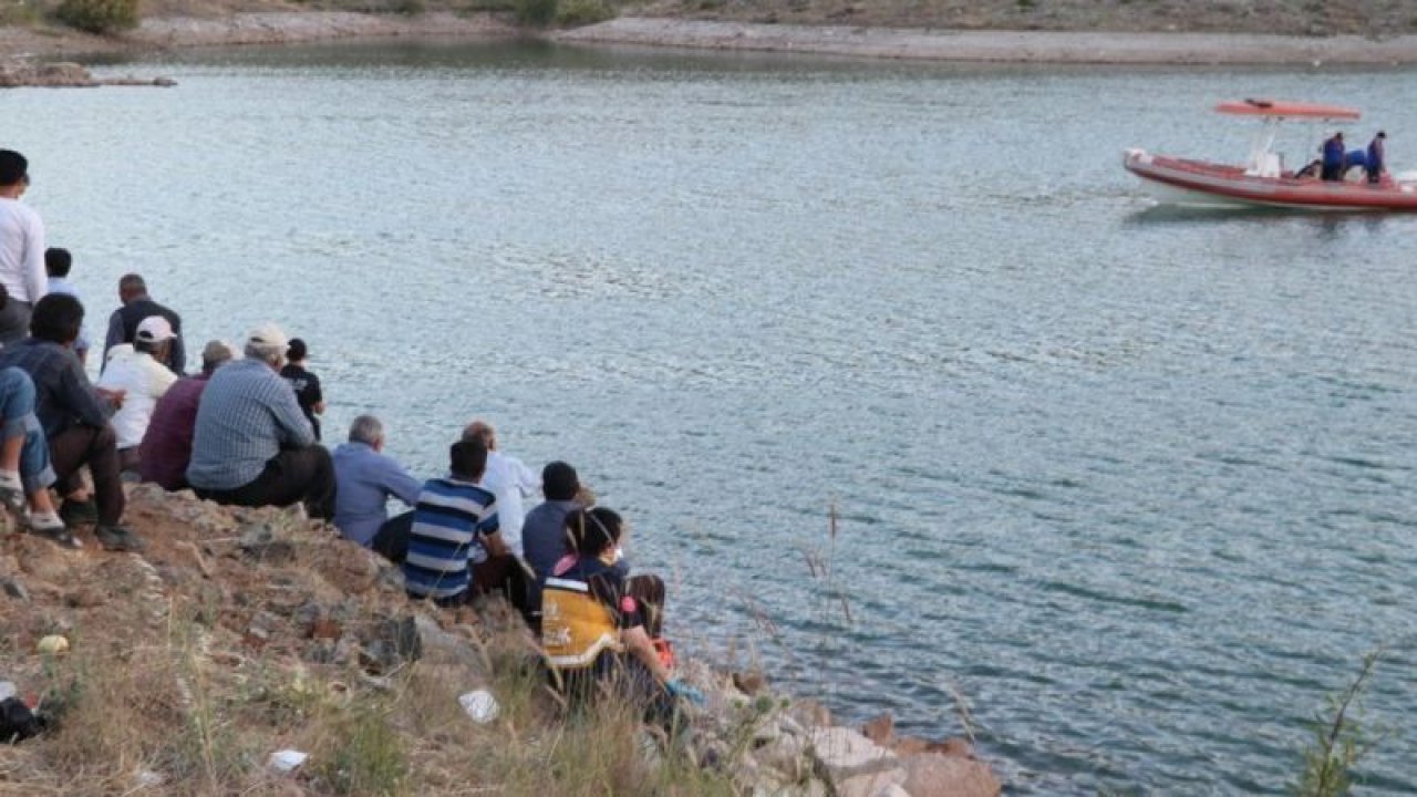 Video Haber...Gölette kaybolan genci arama çalışmaları sürüyor