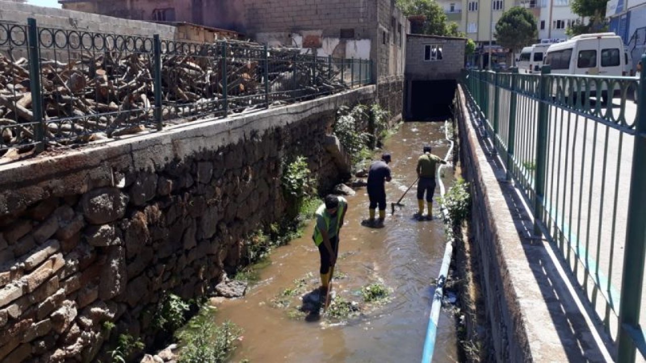 İslahiye'de derelere ıslah çalışması