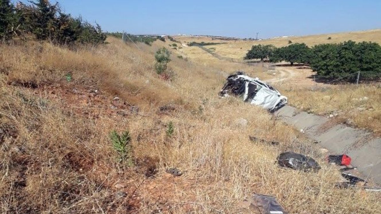 Otomobil yoldan çıktı: 1 ölü, 2 yaralı