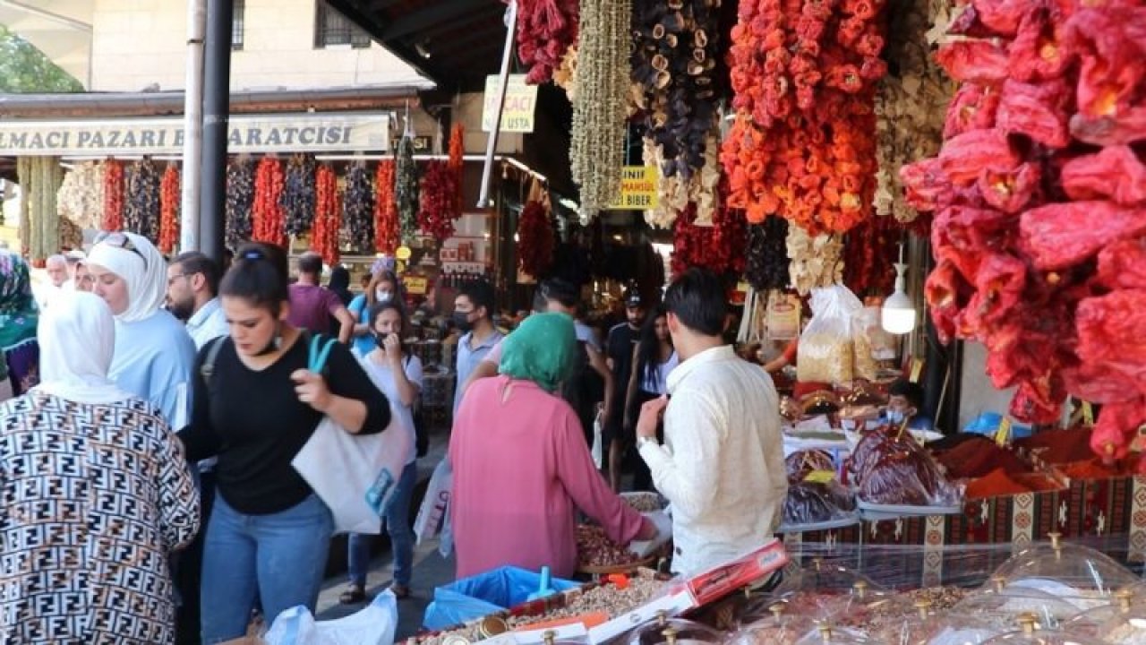 Video Haber...Gaziantep'e Turistler geldi, esnaf sevindi...Fıstık Fiyatlarına Yüzde 80 Zam Bekleniyor.