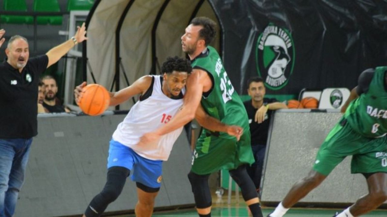 Gaziantep Basketbol iyi başladı 40-66