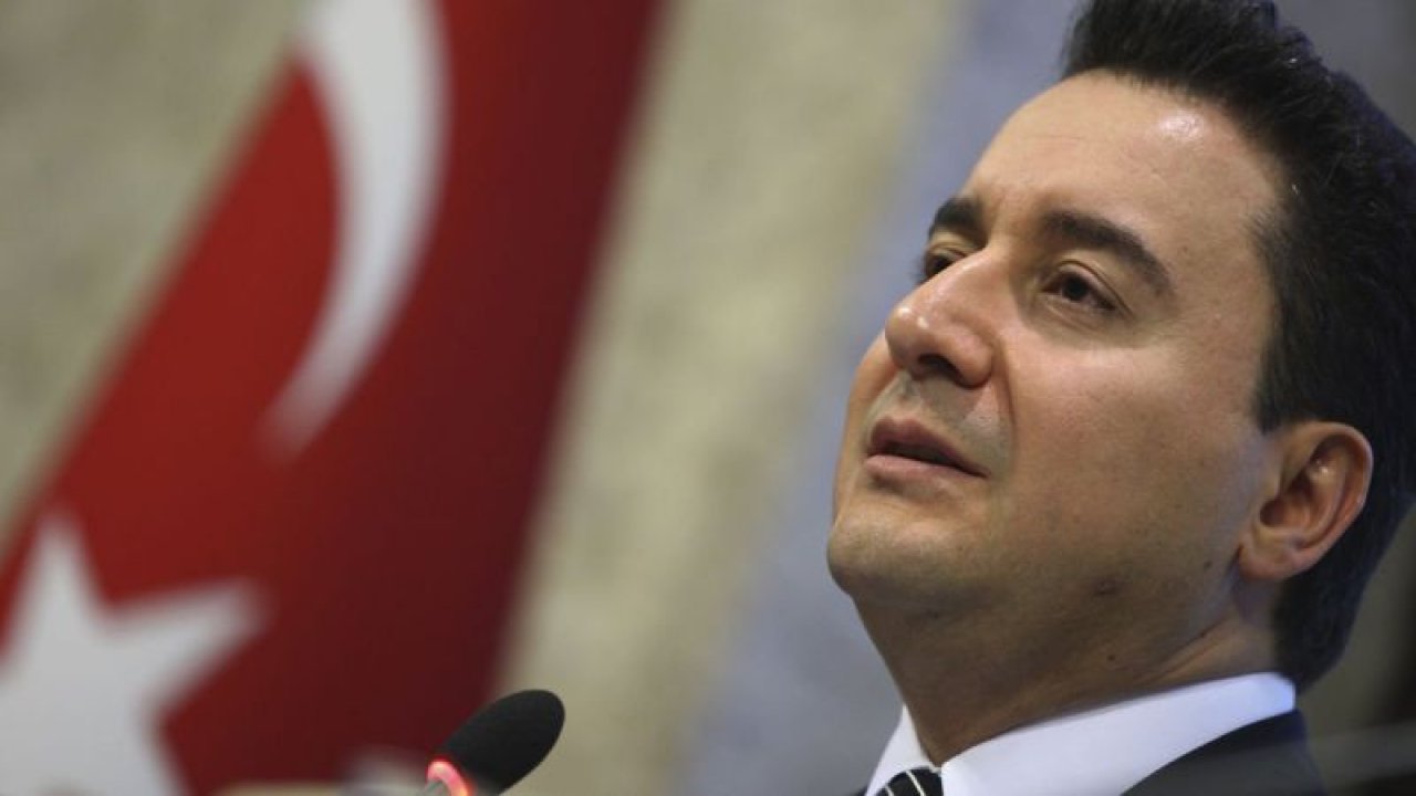 Ali Babacan AK Parti'den istifa etti