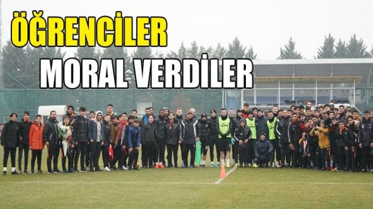 Öğrenciler moral verdi